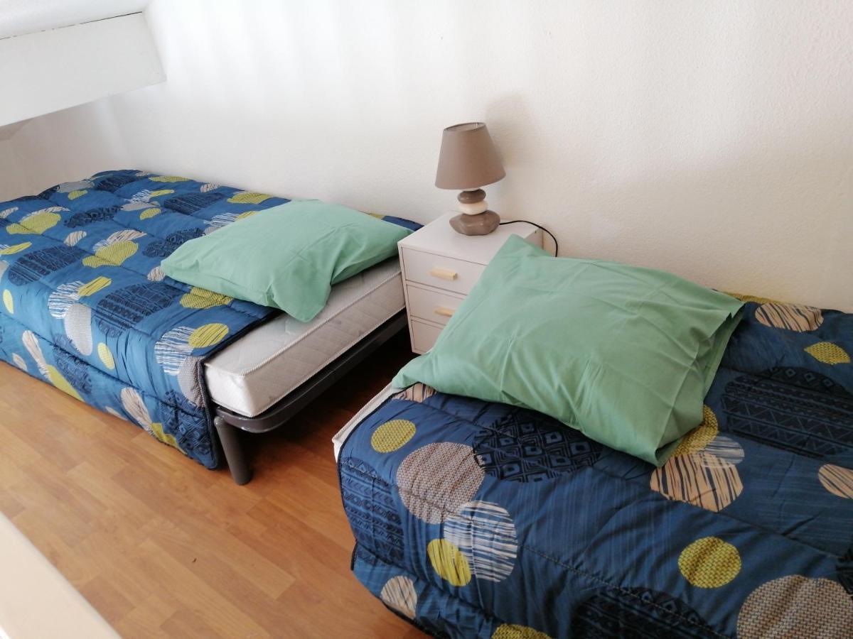 Sous Le Soleil De Provence Petite Maison Au Calme Et Tres Bien Equipee De 40M2 Avec Wifi -Jardin Prive-La Piscine Est Commune A La Residence Et Ouverte Du 1Er Mai Au 30 Septembre De 09H A 21H,En Juillet Et Aout Reservation Uniquement Du Samedi Au Sam Forcalqueiret Exteriér fotografie